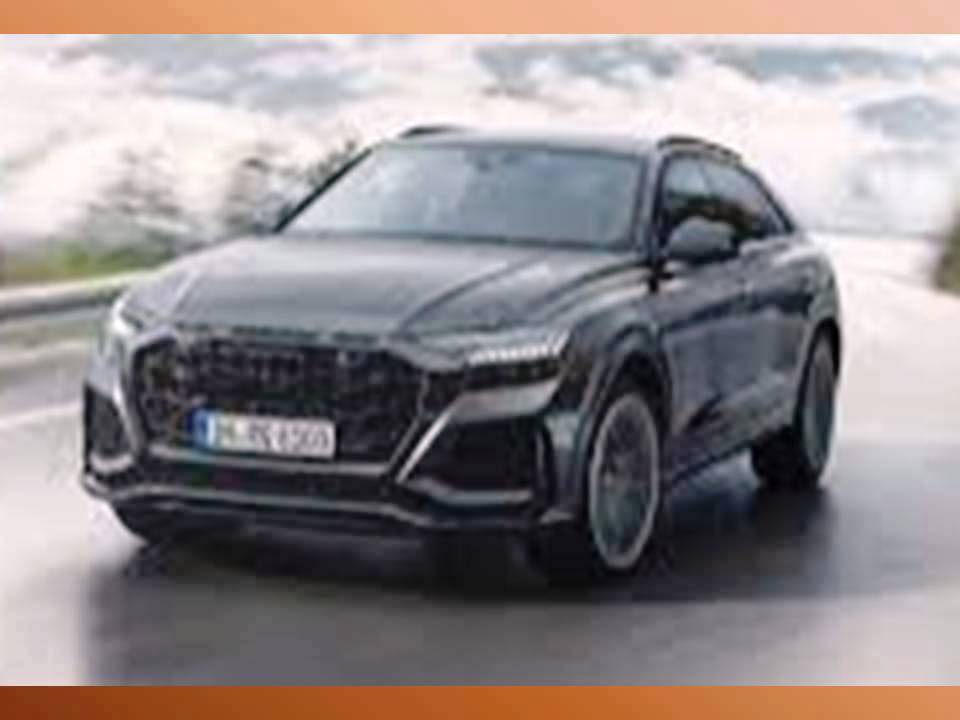 AUDI RSQ8