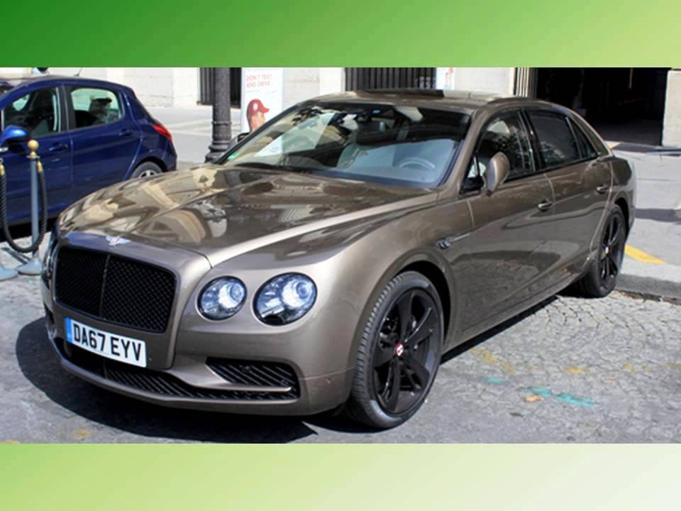 BENTLEY FLYING SPUR V8 S